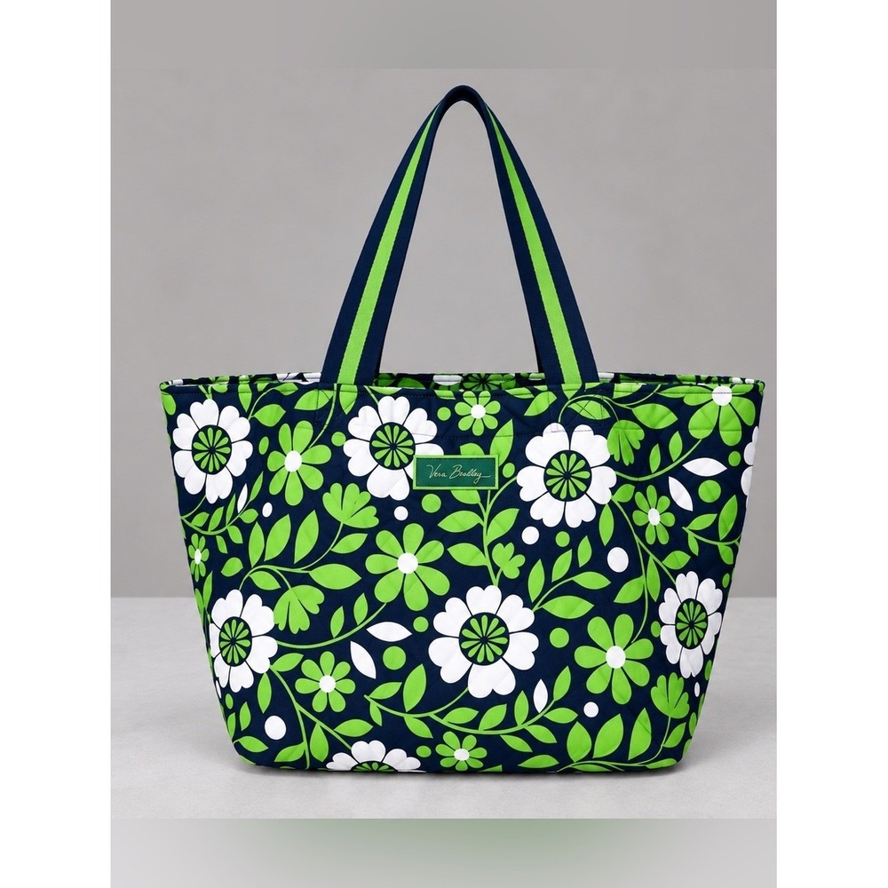 Vera Bradley Lucky You Lighten Up Travel Bag Tote Large Travel Vacation Floral